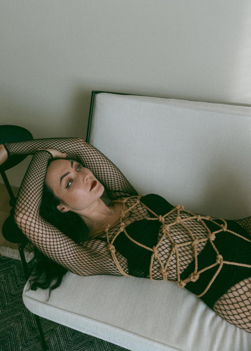 Shibari photography