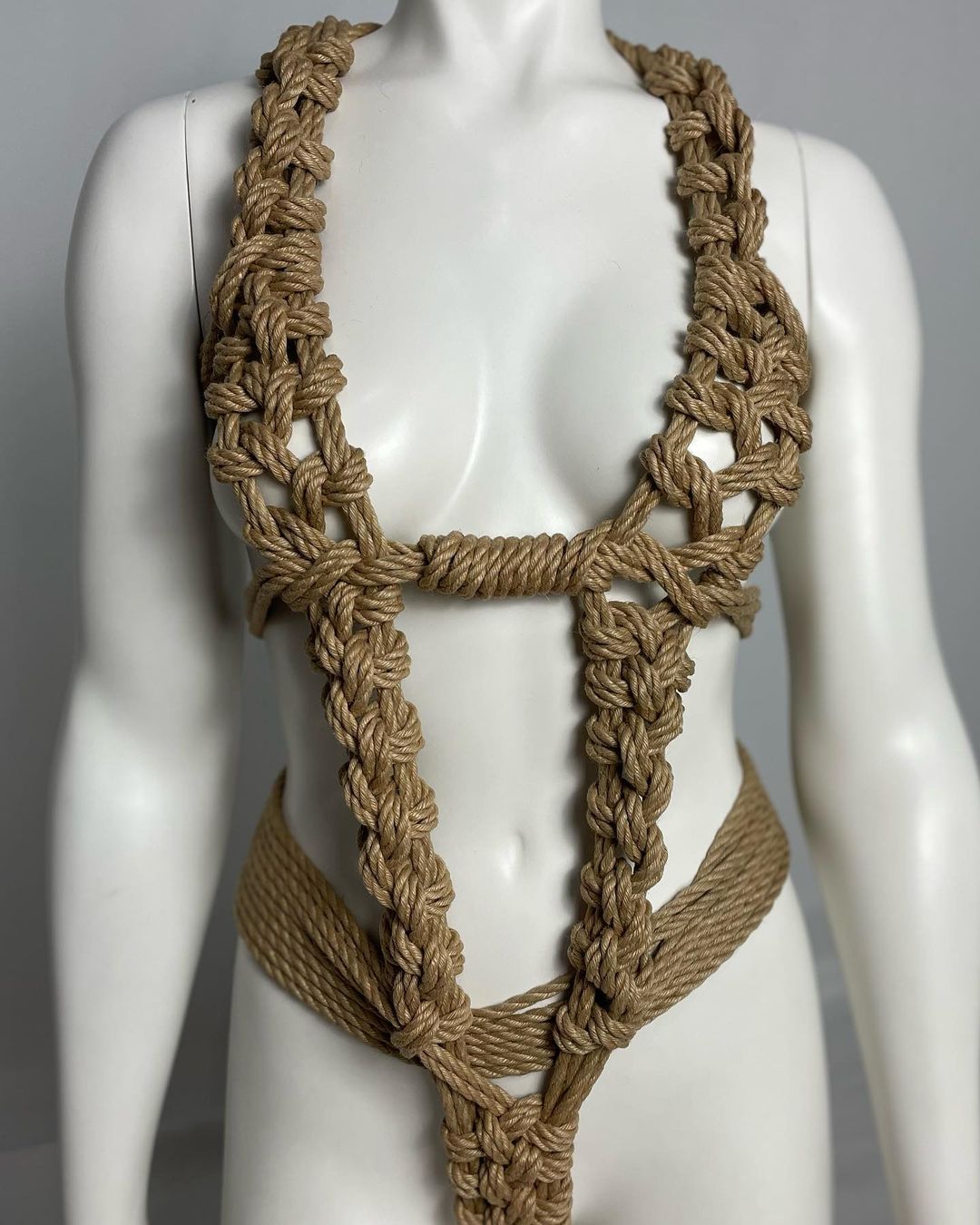 Shibari photography
