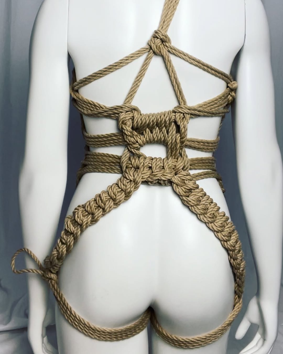 Shibari photography